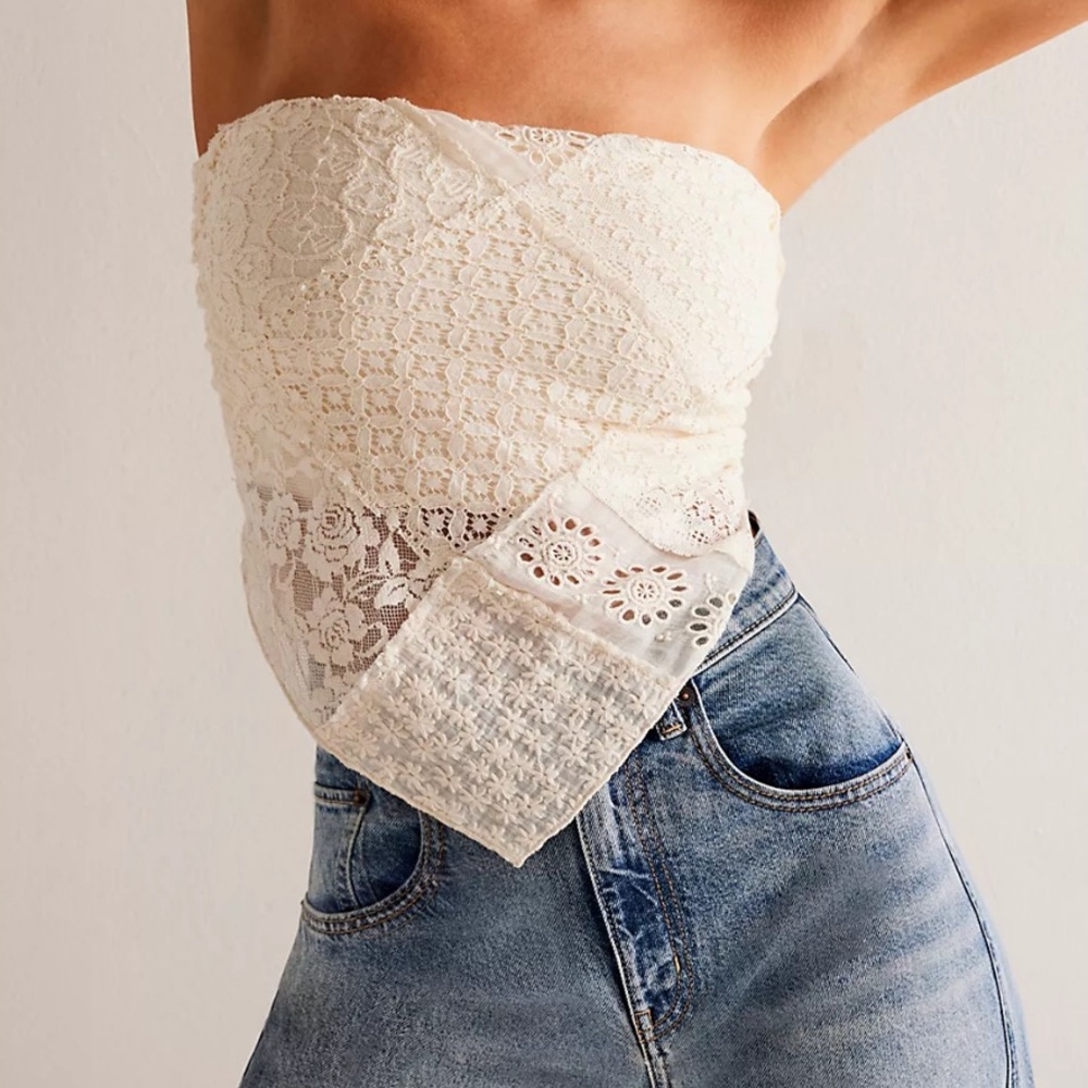 NWT FREE PEOPLE WHITE ONE RAYA LACE BANDANA TOP